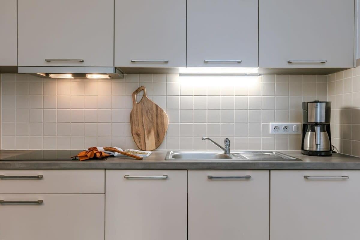 Huswell - Modern Apartment Near The Beach Oostende Bagian luar foto